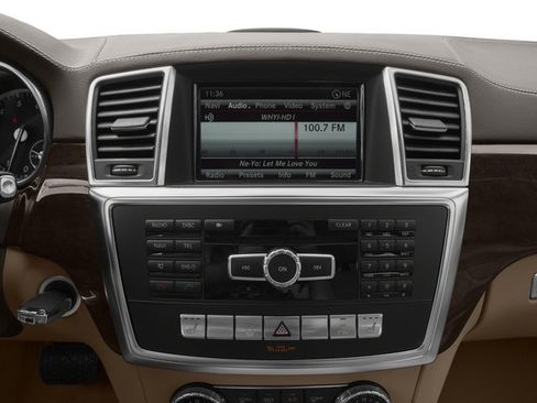 Used 2016 Mercedes-Benz GL 450 4MATIC image 9