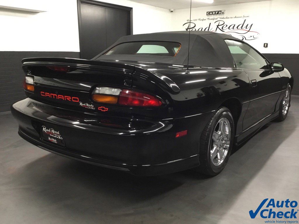 Used 2000 Chevrolet Camaro Z28 w/ Sport Appearance Pkg RWD image 21