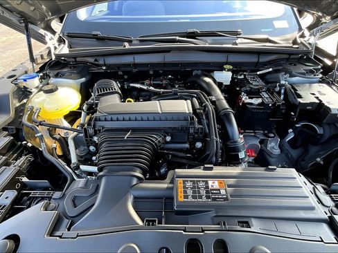 New 2025 Lincoln Nautilus Reserve image 11