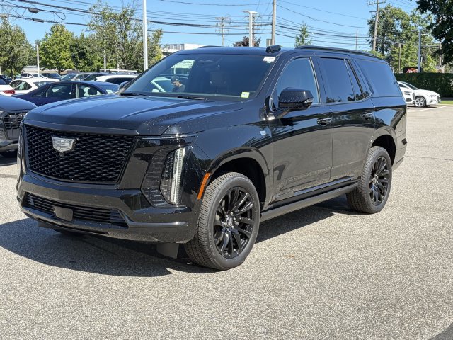Used 2025 Cadillac Escalade Premium Luxury w/ LPO, Radiant Package AWD/4WD image 8