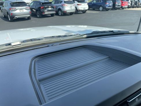 New 2025 Ford F550 4x4 Regular Cab Super Duty image 59