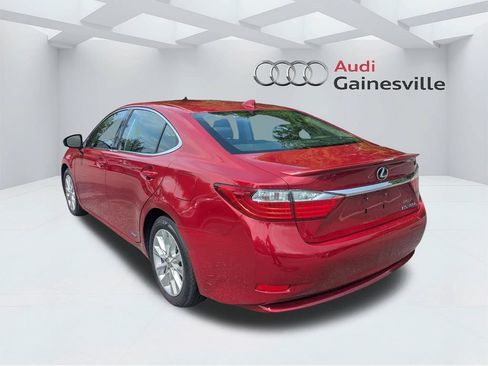 Used 2015 Lexus ES 300h w/ Navigation System Package FWD image 7