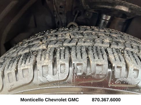 Used 2020 Toyota RAV4 LE image 27