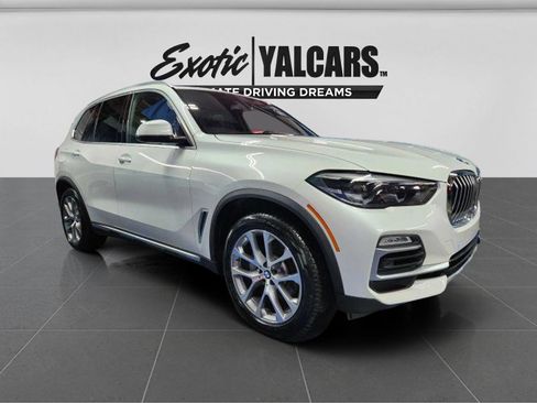 Used 2019 BMW X5 xDrive40i w/ Convenience Package AWD/4WD image 2