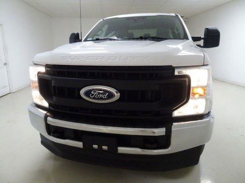 Used 2021 Ford F250 XL w/ Power Equipment Group image 10