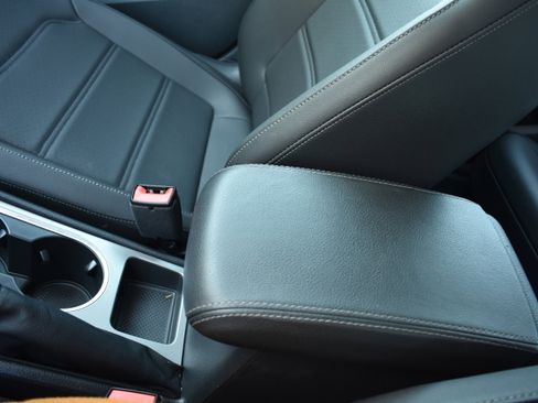 Used 2021 Volkswagen Passat 2.0T SE image 22