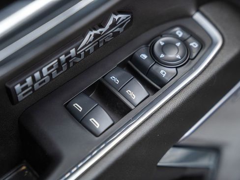 Used 2024 Chevrolet Silverado 1500 High Country w/ High Country Premium Package image 45