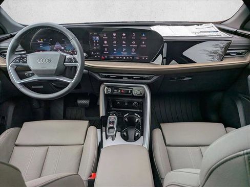 New 2025 Audi Q5 Premium Plus image 15