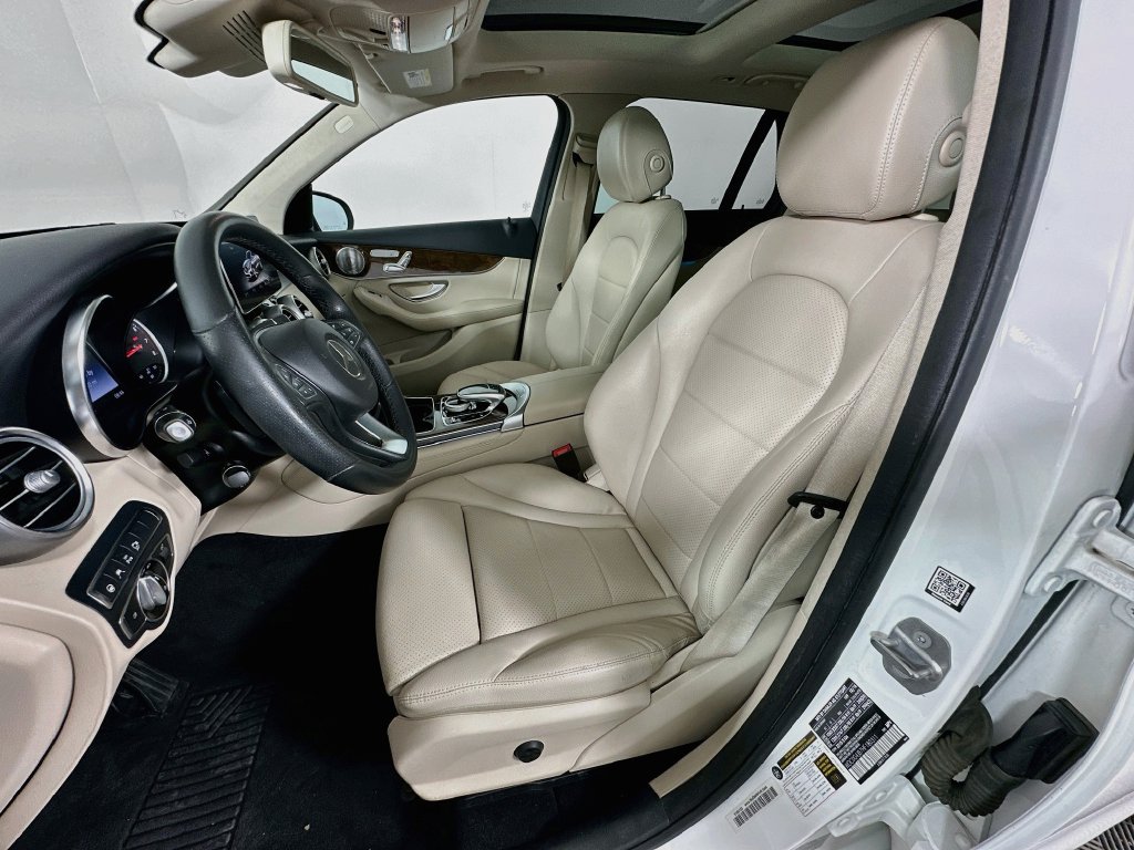 Used 2017 Mercedes-Benz GLC 300 image 21