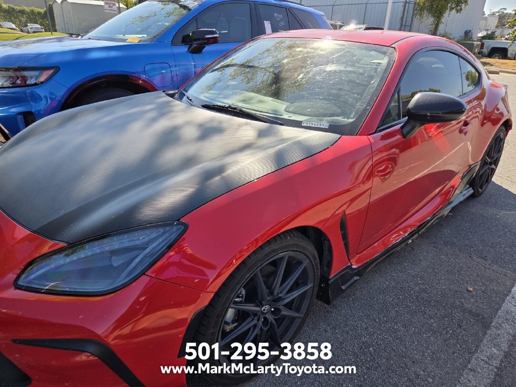 Used 2023 Toyota GR86 Premium RWD image 8