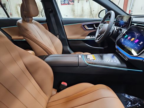 New 2026 Mercedes-Benz E 350 4MATIC Sedan image 10