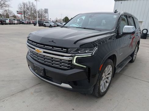 Used 2021 Chevrolet Tahoe Premier w/ Premium Package image 23