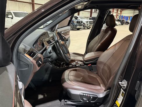 Used 2016 BMW X1 xDrive28i AWD/4WD image 13