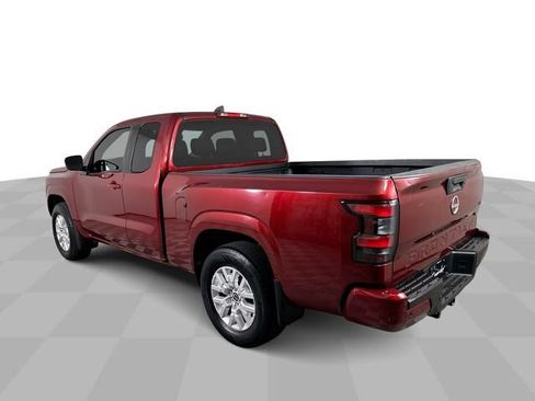 Used 2022 Nissan Frontier SV w/ Technology Package RWD image 6