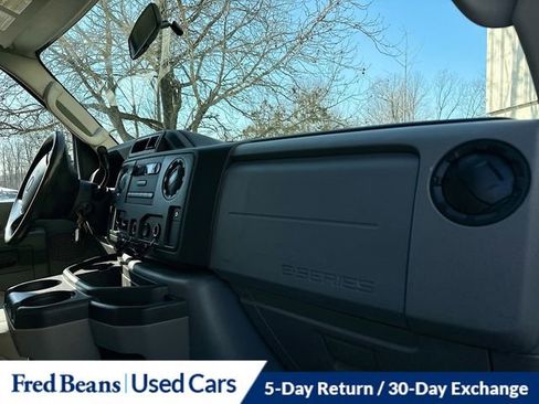 Used 2018 Ford E-350 and Econoline 350 Super Duty w/ Power Windows & Locks Group image 24