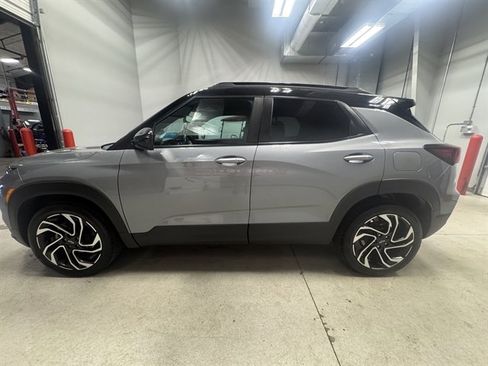 Used 2024 Chevrolet TrailBlazer RS AWD/4WD image 4