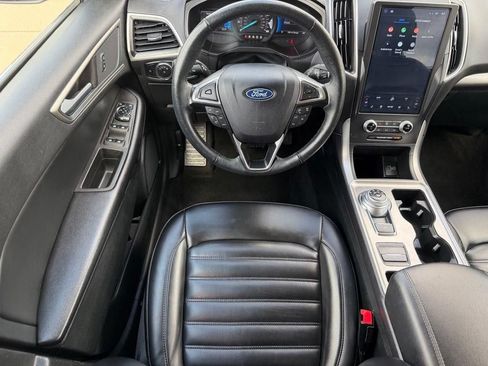 Used 2024 Ford Edge SEL AWD/4WD image 9