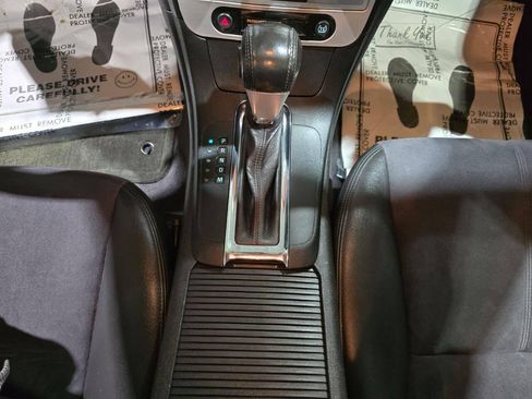 Used 2011 Chevrolet Malibu LT w/ Interface Package FWD image 34