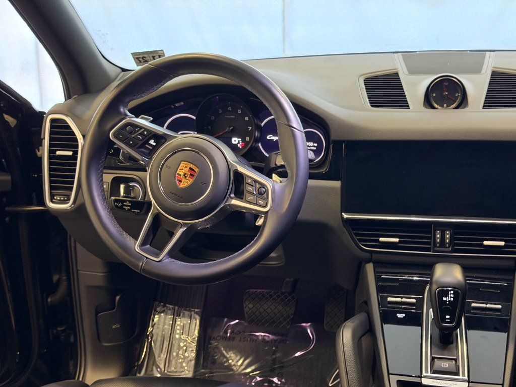 Certified 2023 Porsche Cayenne Platinum Edition AWD/4WD image 20