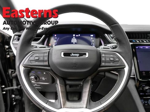 Used 2024 Jeep Grand Cherokee Limited 4xe AWD/4WD image 10