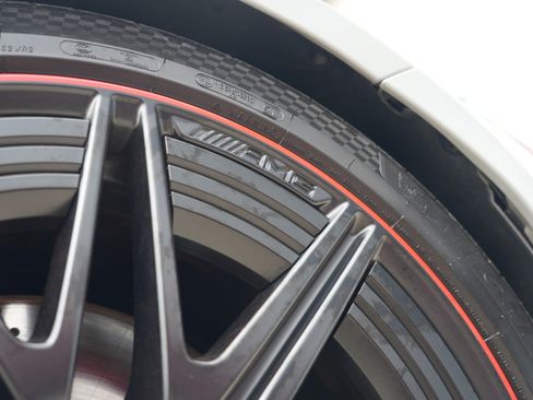 Used 2024 Mercedes-Benz C 63 AMG S image 65