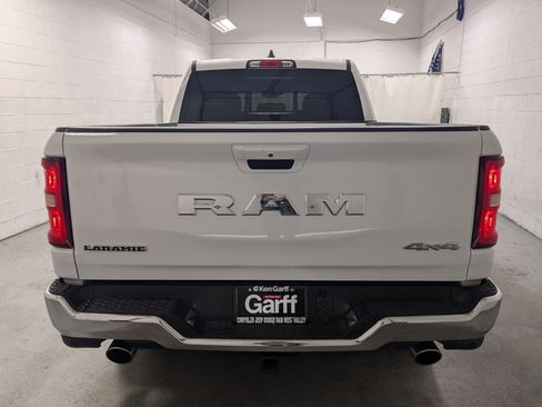 Used 2025 RAM 1500 Laramie AWD/4WD image 8