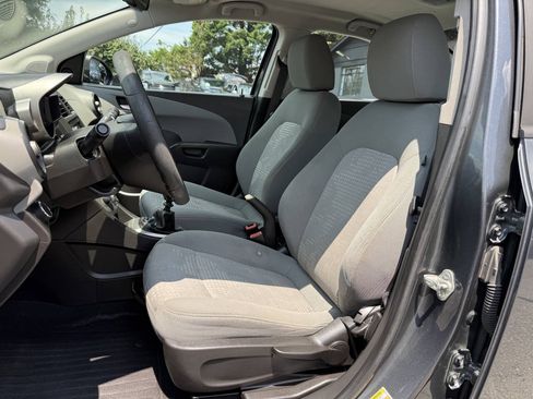 Used 2012 Chevrolet Sonic LS FWD image 9