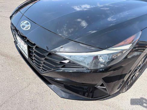 Used 2021 Hyundai Elantra Blue FWD image 6