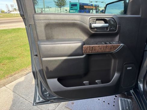 Used 2021 GMC Sierra 1500 Denali w/ Denali Ultimate Package image 13