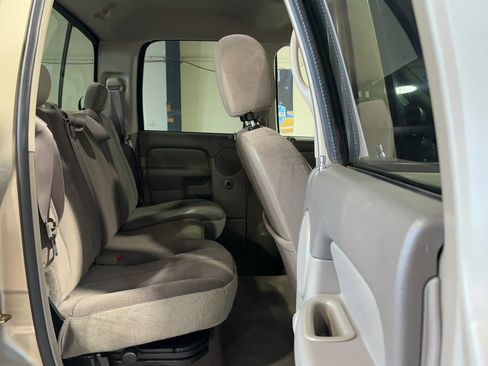 Used 2004 Dodge Ram 1500 Truck SLT w/ Trailer Tow Group image 11