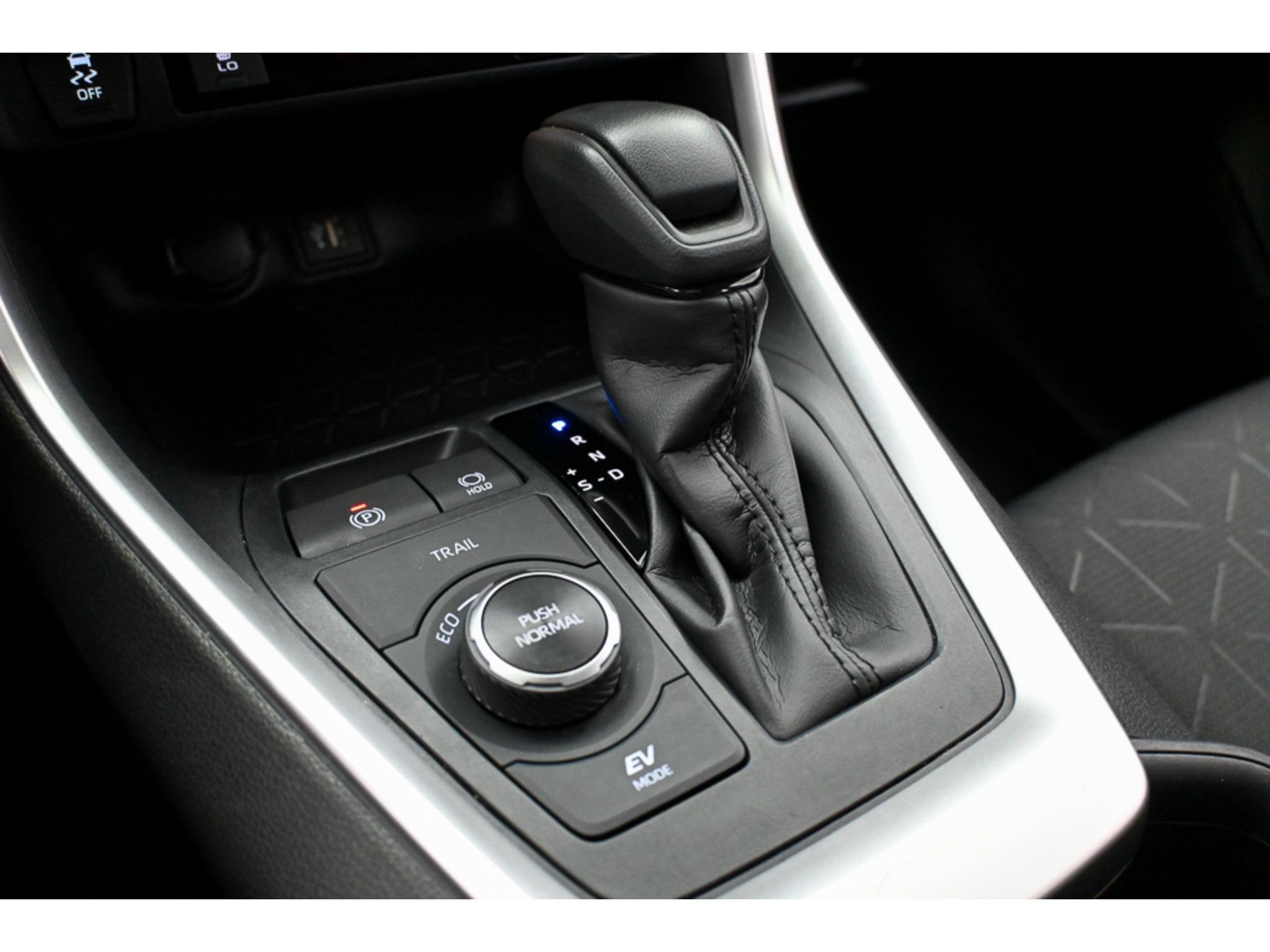 Used 2023 Toyota RAV4 XLE w/ Convenience Package AWD/4WD image 39