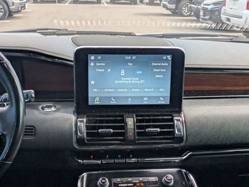 Used 2018 Lincoln Navigator Reserve w/ Technology Package image 19