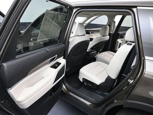 Used 2021 Kia Telluride SX FWD image 13