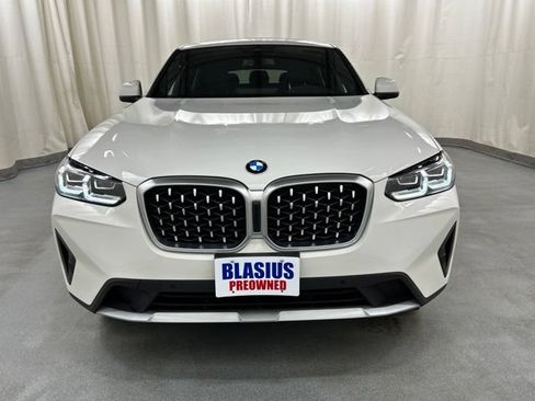 Used 2025 BMW X4 xDrive30i AWD/4WD image 29