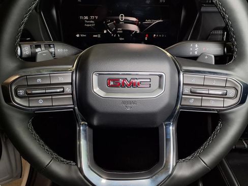 New 2027 GMC Terrain Elevation w/ Elevation Premium Package AWD/4WD image 20