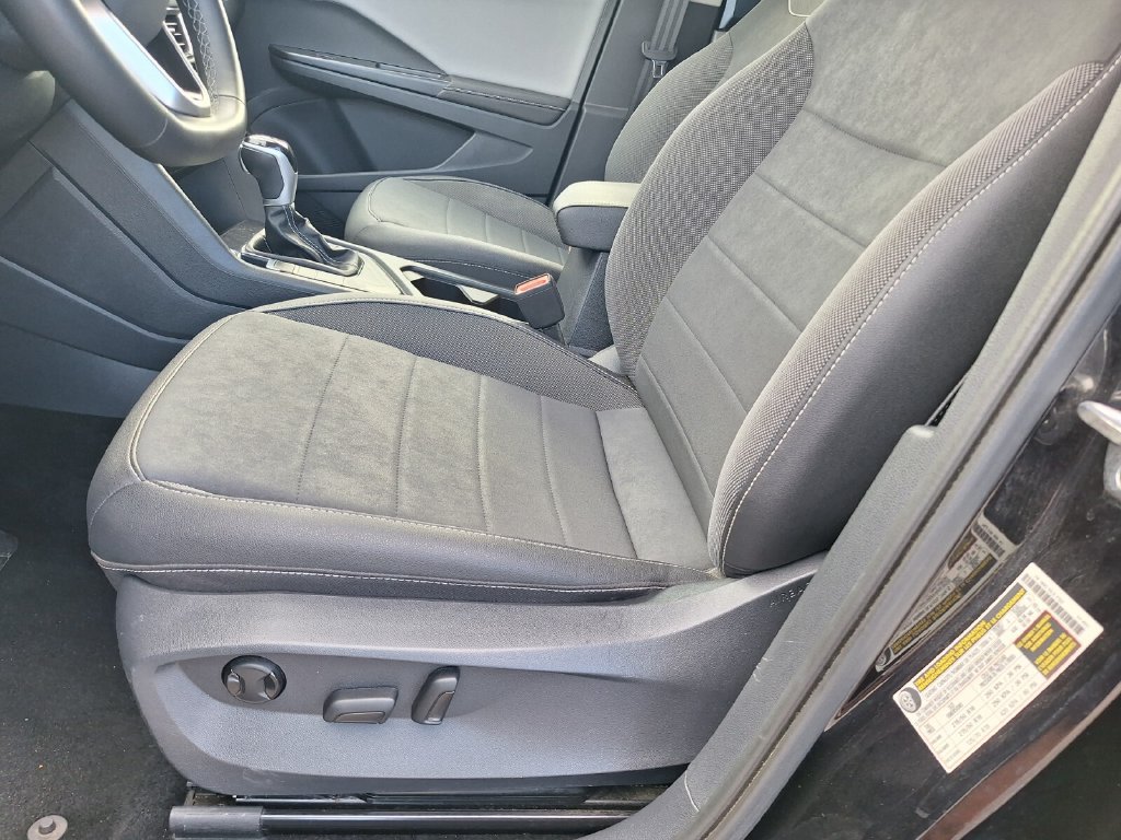 Used 2024 Volkswagen Taos SE FWD image 27