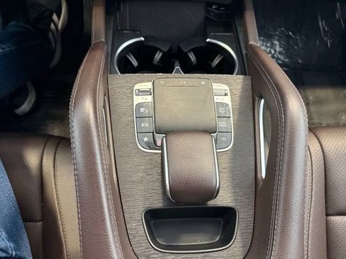 Used 2020 Mercedes-Benz GLE 350 GLE 350 w/ 3rd Row Seat Package image 17