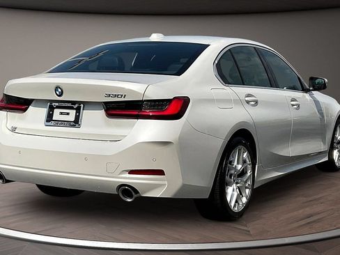 Used 2025 BMW 330i Sedan RWD image 6