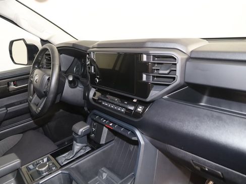 Used 2024 Toyota Tundra SR5 w/ SR5 Convenience Package AWD/4WD image 39