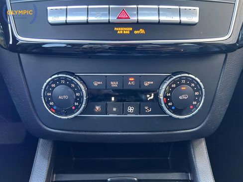 Used 2017 Mercedes-Benz GLE 350 w/ Premium 1 Package image 34