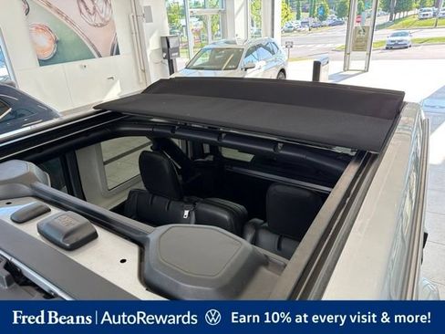 Used 2020 Jeep Wrangler Unlimited Sahara AWD/4WD image 23