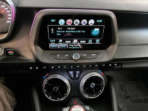 Used 2016 Chevrolet Camaro SS RWD image 11