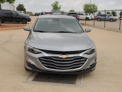 Used 2025 Chevrolet Malibu LS FWD image 5