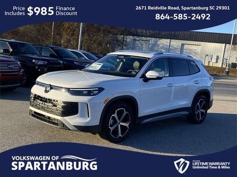 New 2026 Volkswagen Tiguan SE image 3