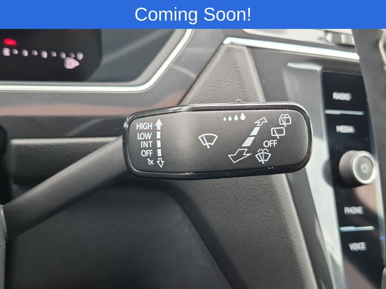Used 2024 Volkswagen Tiguan SE AWD/4WD image 27