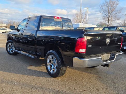 Used 2020 RAM 1500 Classic SLT image 10