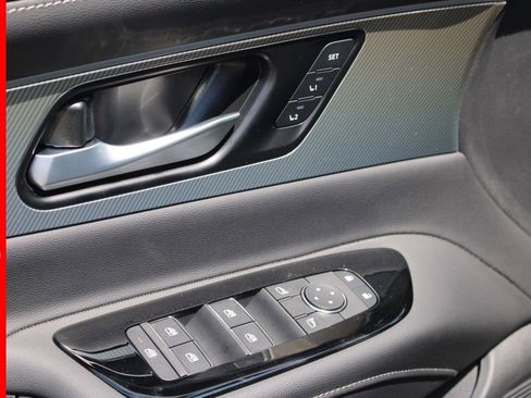 New 2025 Nissan Murano SL image 13