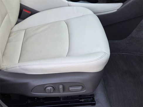 Used 2024 Chevrolet Malibu LT image 26