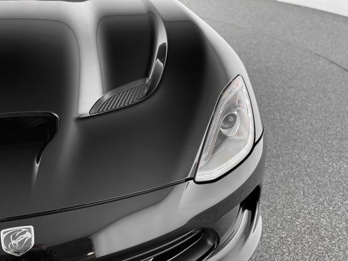 Used 2016 Dodge Viper GTS image 49