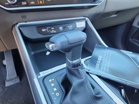 New 2026 Kia Carnival image 18